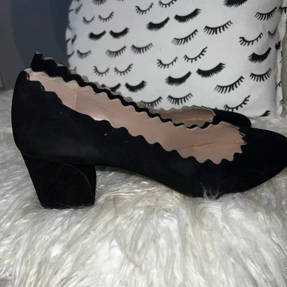 Chloe Black Scalloped Flats - Picture 4 of 5